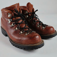 Load image into Gallery viewer, Danner
