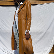 Load image into Gallery viewer, Caramel Jones
