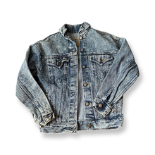 Load image into Gallery viewer, Levi’s Acid Wash

